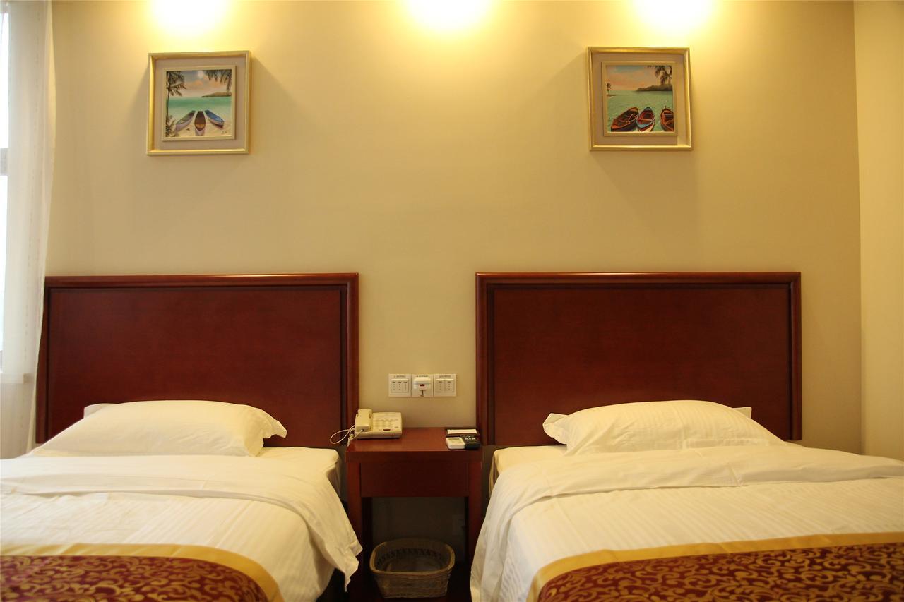 Greentree Alliance Shandong Qingdao Huangdao Zhangyanshan Road Zhongyang Hotel 외부 사진